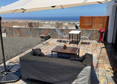 Yaiza Apartment | Studio vue mer sur les hauteurs de Lanzarote