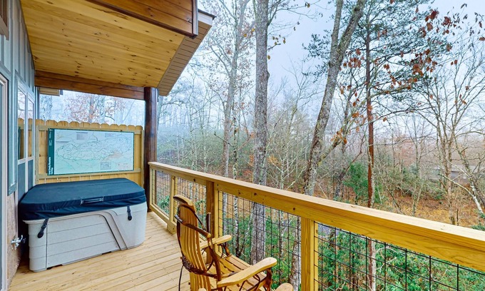 Rocky Grove Cabin | Studio w/free attraction tickets, hot tub, fire pit, deck, shared picnic area