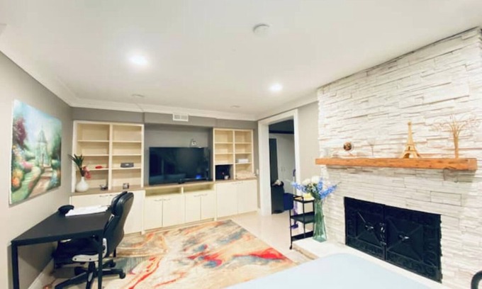 Estates at Canyon Crest Apartment | Studio with the View of the Pool & Spa