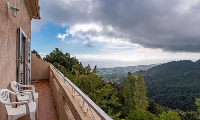 San-Giovanni-di-Moriani House | Stunning private villa for 6 guests with TV, patio and panoramic view
