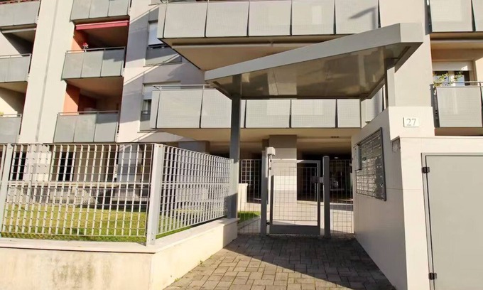 Est Apartment | Stunning 1-Bed Apartment in Verona
