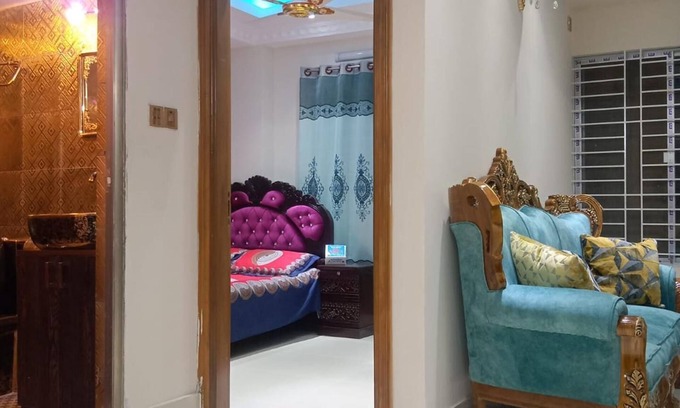 Dhaka Apartment | Stunning 1-bed Apartment in Dhaka Close to Airport