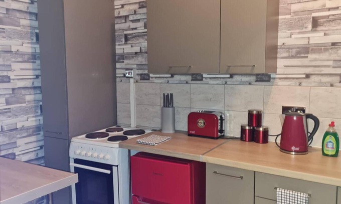 Newport Apartment | Stunning 1 bed Flat in Newport-f3
