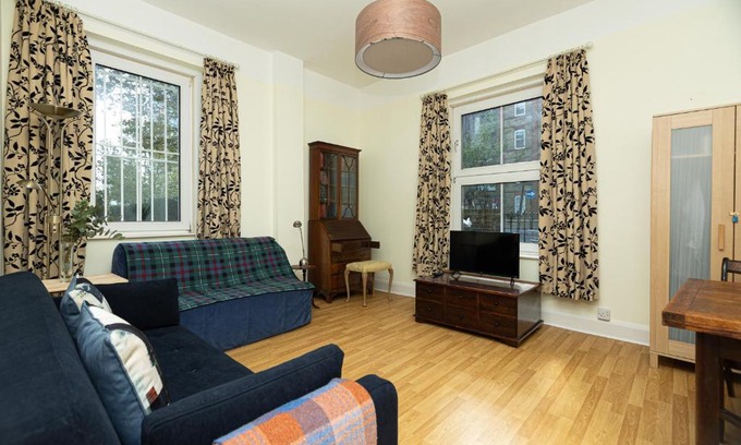 Elephant and Castle Apartment | Stunning 1BR Flat, 3 min to Elephant & Castle Tube