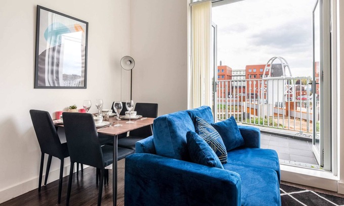 Rotherham Apartment | Stunning 2 Bed Riverside Apartment with Balcony