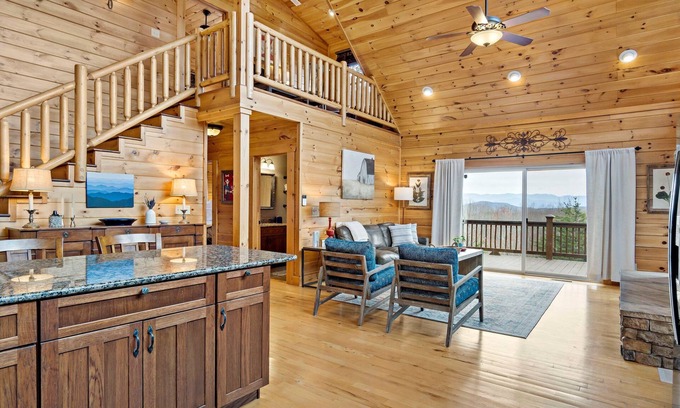 Vein Mountain Cabin | Stunning 3-Level Log Cabin: Blue Ridge Mtn Views, with abundant outdoor space!