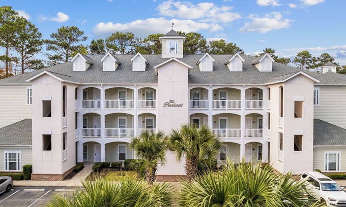 Carolina Forest Apartment | Stunning 3BR 3BA Golf Villa Near Beach