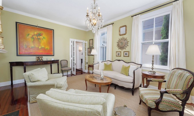 South of Broad House | Stunning 3BR Home on desired Tradd - 3 PARKING SPOTS