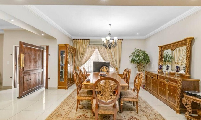 Greater Johannesburg Metropolitan Area House | Stunning 4 Bedroom House in Midrand,with pool and lapa