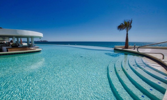 Sandy Beach Villa | Stunning 4 Bedroom Beach Villa on Sandy Beach at Las Palmas Beachfront Resort V10 4 Villa by Redawning