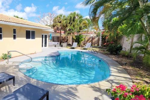 Coral Ridge Isles Villa | Stunning 4 Bedrooms House with Pool 6mins to Ocean