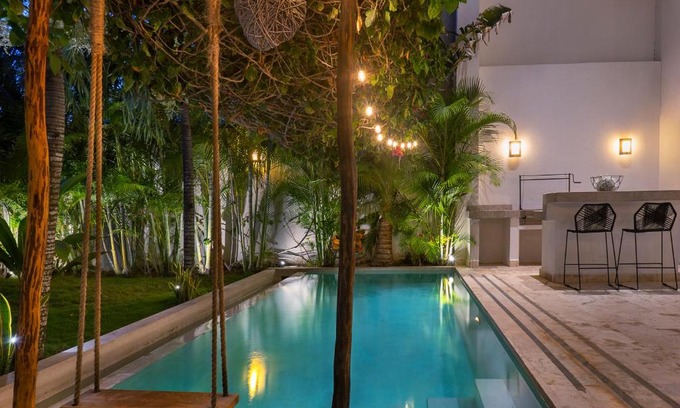 La Veleta Villa | Stunning 4BR Villa with Private Pool La Veleta Retreat