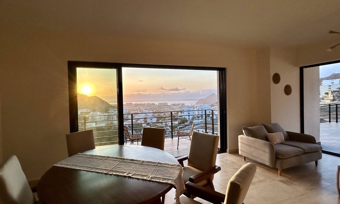 Libertad Apartment | Stunning Apartment with Captivating Ocean and Mountain Views