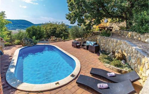 Supetarska Draga Apartment | Stunning Apartment In Supetarska Draga