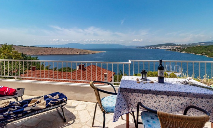 Kraljevica Apartment | Stunning apartment in Kraljevica
