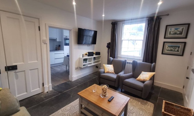 Port Isaac Apartment | Stunning Apartment-Port Isaac-Dog Friendly