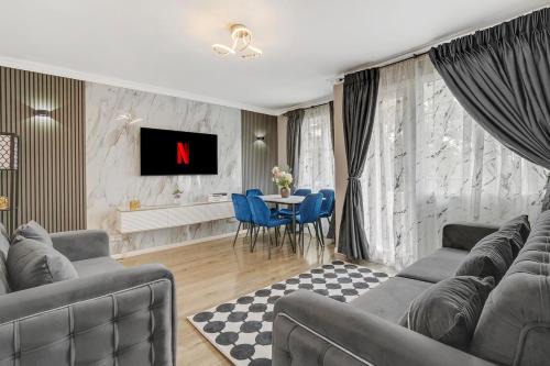 Kennington Apartment | Stunning Apartment Zone 1, 2 Bed Sleeps 6 with Balcony in Central London - Open for Families Relocating, Business Stay, and Long Stay