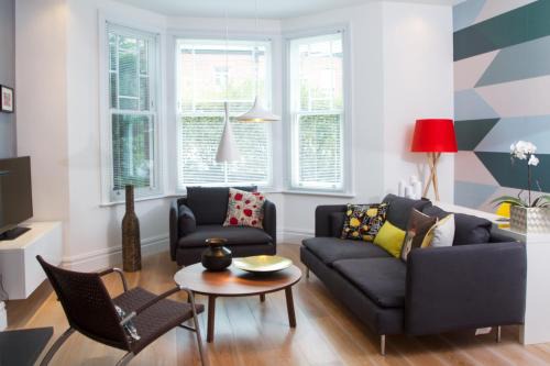 Queen's Park Apartment | STUNNING Brand New Apartment