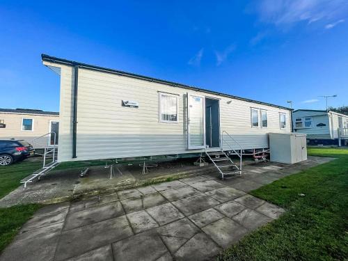 Hunstanton Other | Stunning Caravan For Hire Nearby Hunstanton Beach In Norfolk Ref 23050S