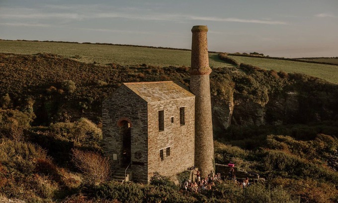 Tintagel Cabin | Stunning Cornish Tipi with sea views