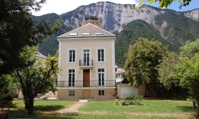 Le Bourg-d'Oisans House | STUNNING FRENCH HOUSE, SPACIOUS AND WELL EQUIPPED - SLEEPS 10