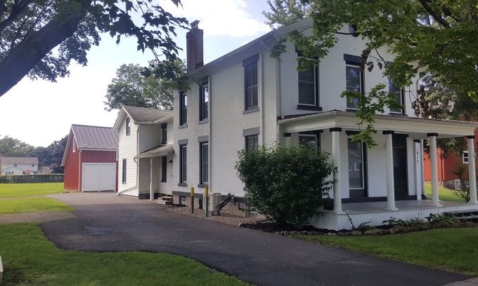West Irondequoit House | Stunning historical 1830’s farm home fully remodeled