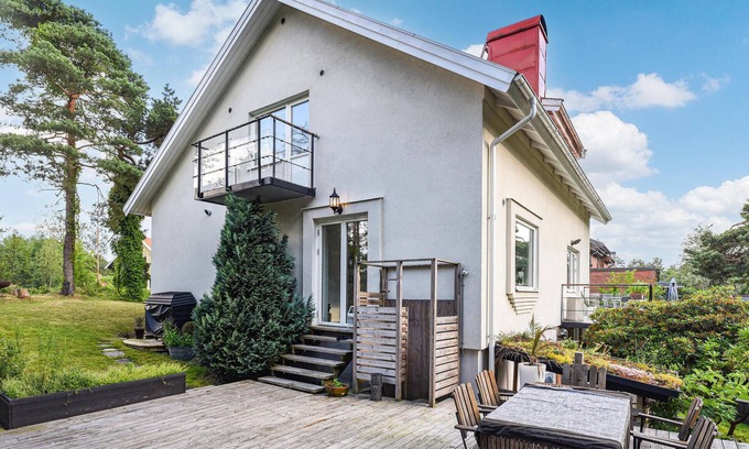 Orgryte-Harlanda House | Stunning home in Göteborg with sauna