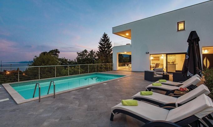 Sarsoni House | Stunning home in Matulji