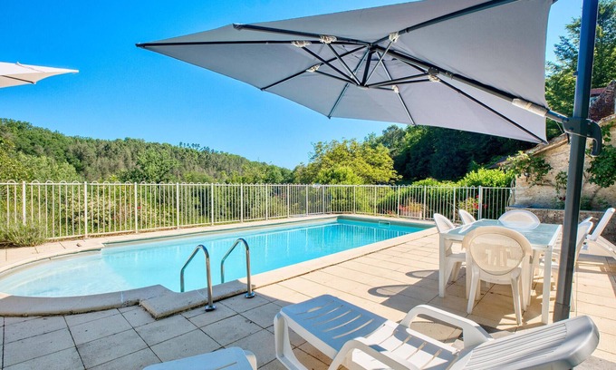 Plazac House | Stunning home in Plazac with WiFi