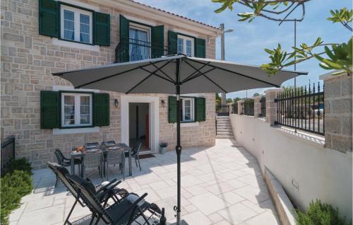Primosten House | Stunning Home In Primosten With Kitchen