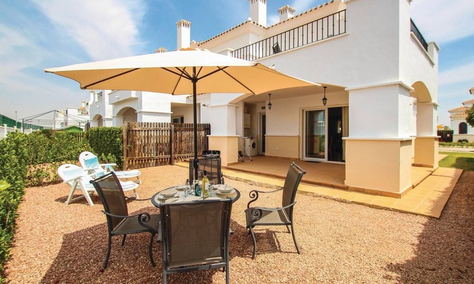 Roldan House | Stunning home in Roldán with kitchen