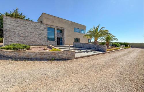 Yecla House | Stunning Home In Yecla With Private Swimming Pool, Can Be Inside Or Outside