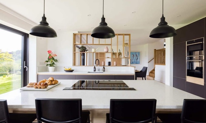 Bath House | Stunning Home With Garden Panoramic Views