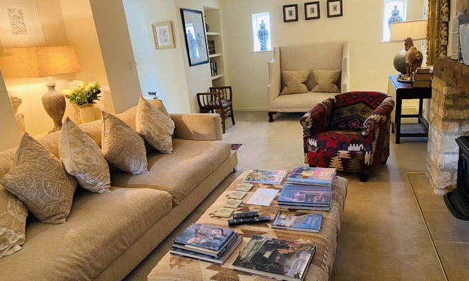 Chipping Campden House | Stunning Interior Designed 2 bedroom House in the center of Chipping Campden
