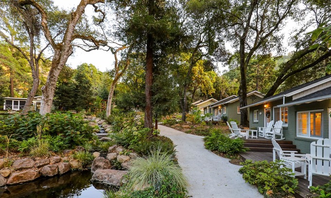 Soda Bay Resort | Stunning Lakeside Resort w/ Six Individual, Fully Stocked Cottages, Sleeps 32