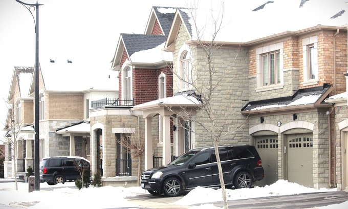 Brampton Apartment | Stunning luxury Furnished 2Bedroom and 2Washroom private Basement Apartment