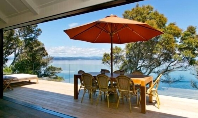 Acacia Bay Villa | Stunning Luxury Lake-front villa at The Point
