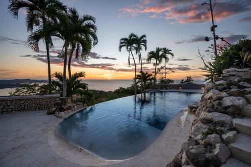 Rio Seco House | Stunning Mountaintop Property with Stylish Main Home, Private Guesthouse & Infinity Pool