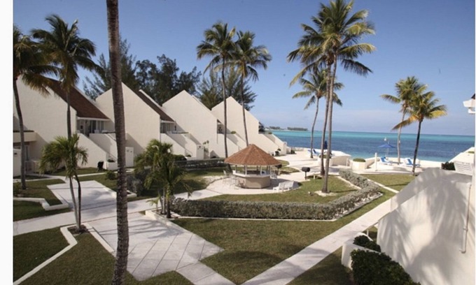 Nassau Villa | Stunning Nassau Villa on Cable Beach!