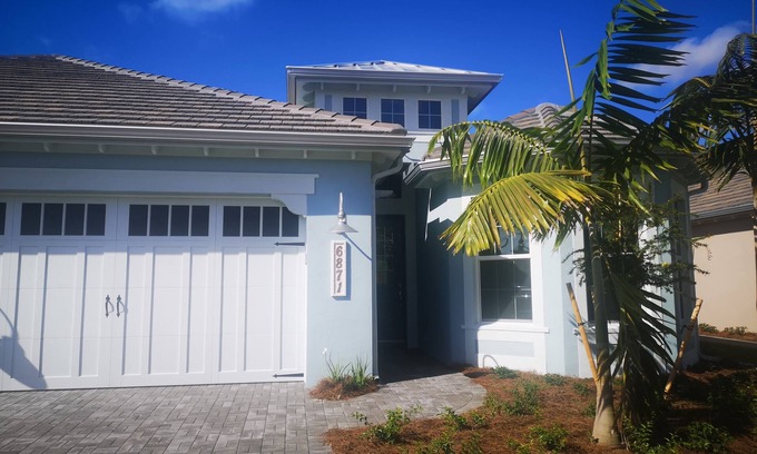 Isles of Collier Preserve Villa | Stunning new 3 bedroom + Den Villa in the Isles Collier Preserve, Naples Florida