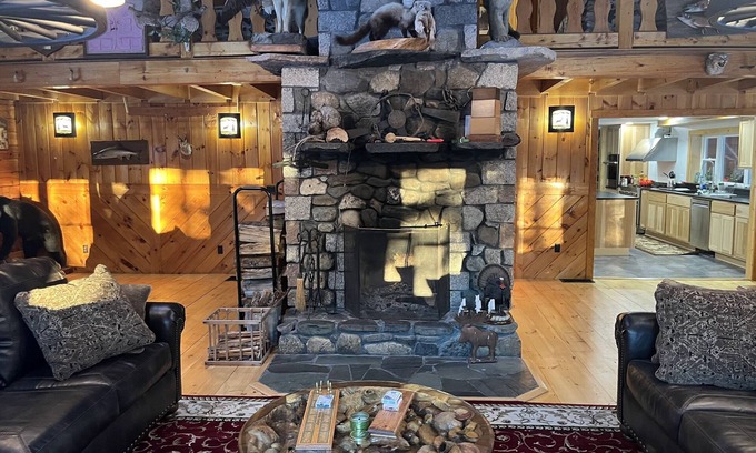 Eustis Cabin | Stunning, newly renovated, private lodge just minutes from town.