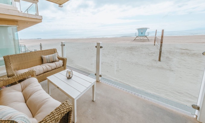 Silver Strand House | Stunning Ocean Front Views on the Sand, Luxury Home - Silver Strand Beach