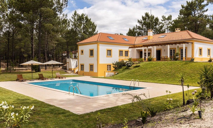 Cachopos House | Stunning private villa for 8 people with private pool, TV, terrace and parking