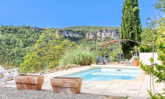 Chateaudouble House | Stunning private villa for 6 people with private pool, TV, patio and parking