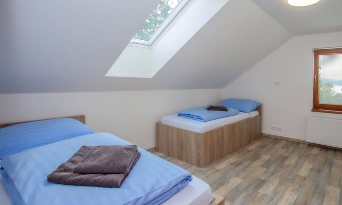 Zabovresky House | Stunning private villa for 4 people with WIFI, TV and terrace