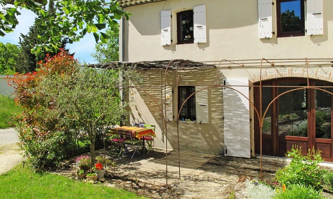La Touche Villa | Stunning private villa for 2 guests with WIFI, TV, terrace, pets allowed and parking