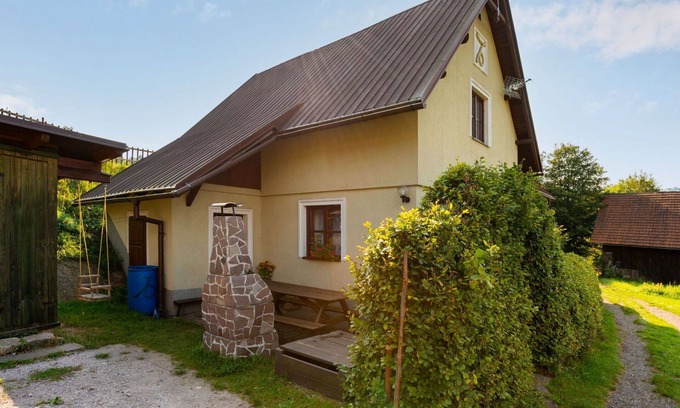 Haje nad Jizerou House | Stunning private villa with WIFI, private pool, TV, terrace, pets allowed and panoramic view