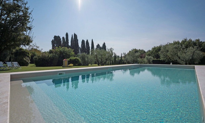 Orentano Villa | Stunning private villa for 12 guests with private pool, WIFI, A/C, TV, panoramic view and parking