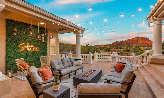 Oak Creek Villa | Stunning Red RockViews|Hot Tub|Fire Pit|Game Room|Bar