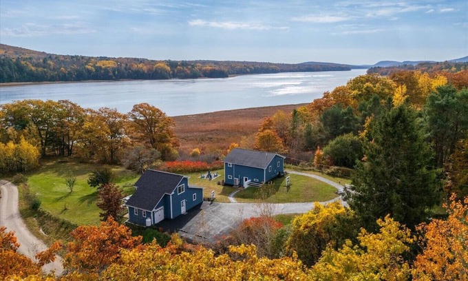 Winterport Cottage | Stunning Remodeled Coastal Oasis - Gorgeous Water Views, A/C, Dogs, Firepit